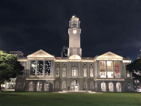 Stroll Through The Iconic Landmarks Of Singapores Civic District