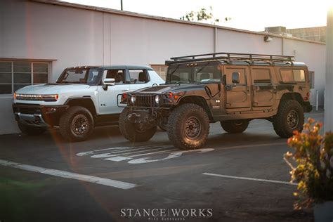 The Hummer H1 vs the GMC Hummer EV – StanceWorks