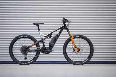 Commencal Meta Power Race 650b First Look Mbr