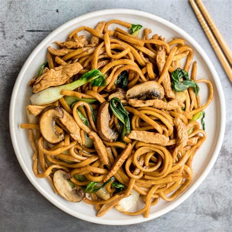 Shanghai Style Fried Noodles - Ahead of Thyme