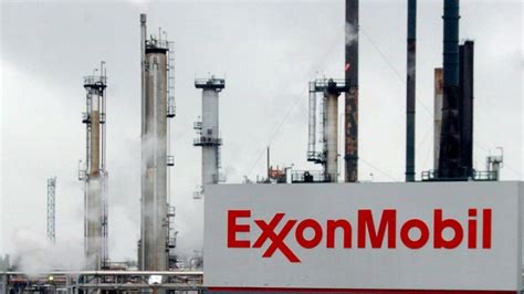 Aseguran que ExxonMobil traspasó sus intereses en bloques petrolíferos