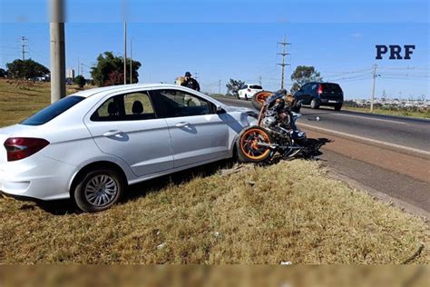 Motociclista Foge Da Prf Bate Em Carro E Quebra Duas Costelas V Deo