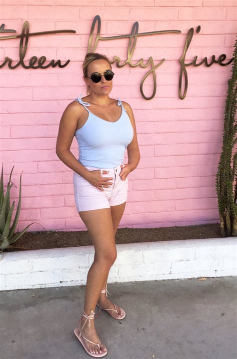 7 Hot Sexy Megan Evans Bikini Pics