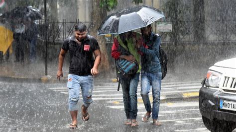 In Photos Heavy Rain Continues To Lash Mumbai And Its Suburbs