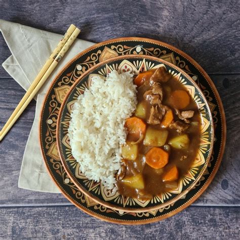 Karê Raisu o Curry Japonês Bru Calderon