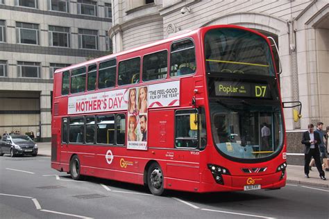 147304 Docklands Buses LN LX11FHY Canary Wharf London Ken