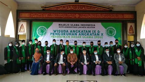 MUI Jakarta Selatan Wisuda 28 Ulama Muda INAnews