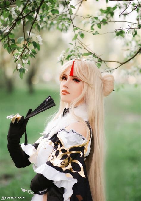 Model Luna Lunaritie In Cosplay Ningguang From Genshin Impact 18