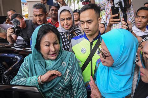 Mahkamah Rosmah Mansor Gagal Hadir Hari Pertama Perbicaraan Kes Rasuah