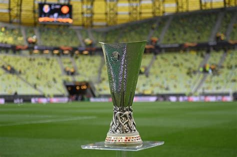 Daftar Lengkap Tim Lolos 16 Besar Liga Europa 2023 2024 News On Rcti