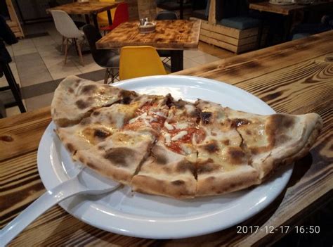 Pin by Vaso on ГРАНД ПИЦЦА Кривой Рог | Food, Breakfast, Cheese pizza