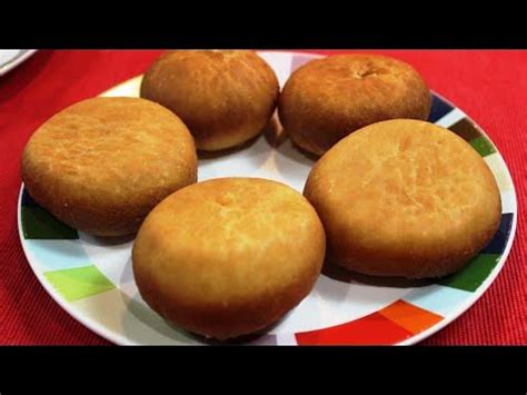 Нежнейшие воздушные ПОНЧИКИ с КРЕМОМ. Пончики на закваске! - YouTube