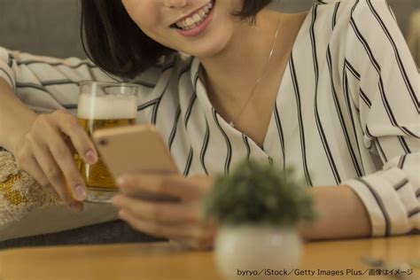 約2割の人が、酒に酔ってしてしまった“失敗”に共感 スマホでつい Sirabee