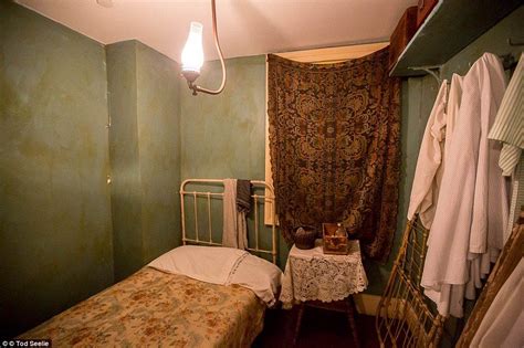 Photos From Tenement Museum Shed Light On Lower East Side S Slum