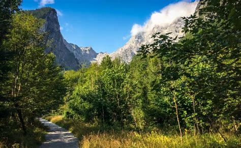 12 Best Things to Do in Beautiful Lake Königssee, Bayern (2023)