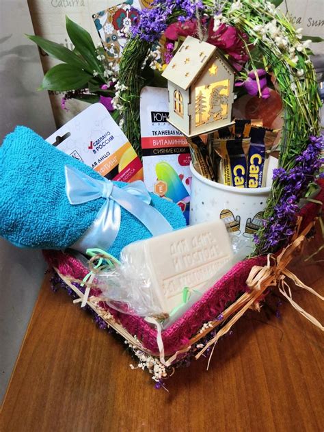 Соломенная корзинка для девушки