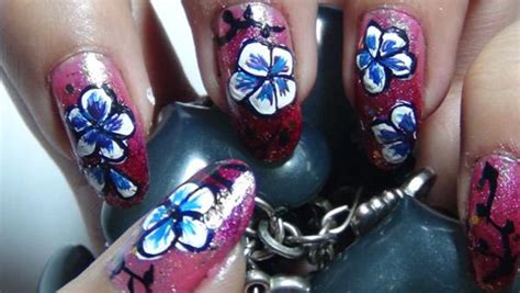 10 Amazing Hand Painted Nail Art Tutorials With Detailed Steps