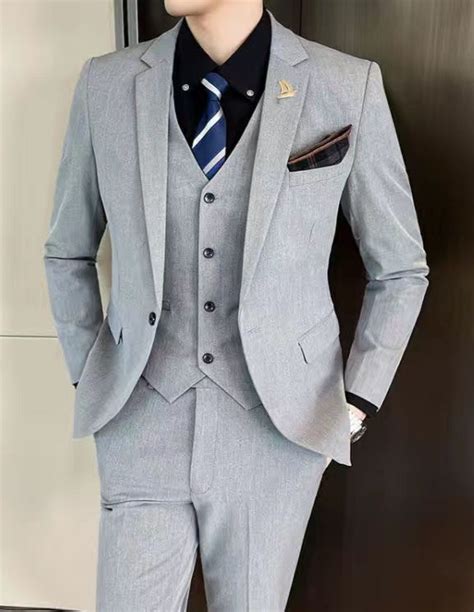 Tailor in Singapore - Bespoke Suits-Award Winning Tailor 384