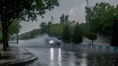 Las Tormentas Persisten Y La Aemet Pone En Aviso A Trece Comunidades