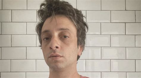 onur uensal kimdir nereli ve kac yasinda boyu dizileri tozlu mikrofon