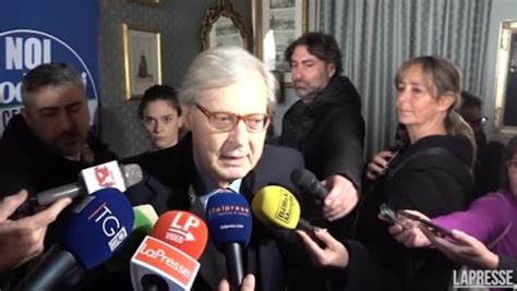 Sgarbi Su San Siro Chiamer Carpani Deve Valutare Il Vincolo