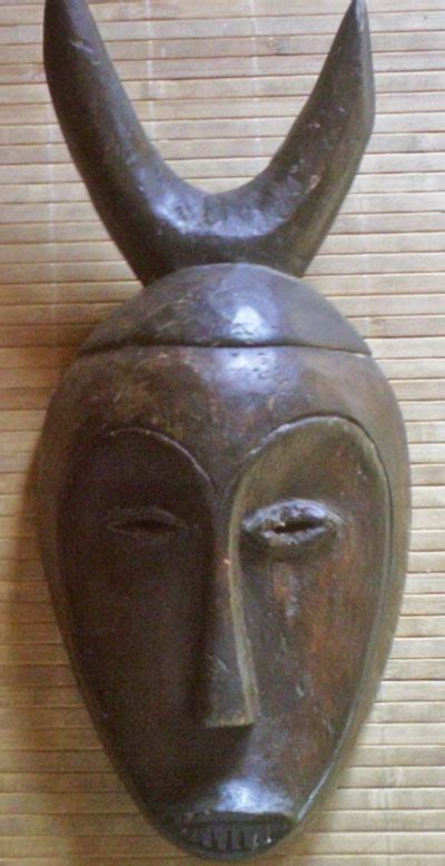 Art of the Fang people – Masks of the World