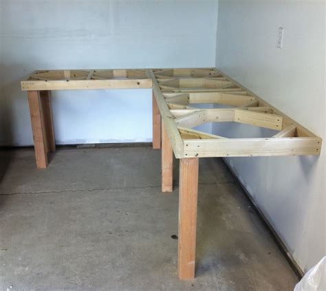 garage corner workbench - Google Search | Diy furniture plans wood ...