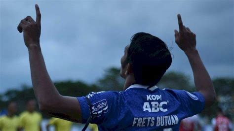 Berita Persib Siang Ini Pemain Berduka Atas Tenggelamnya Eril Kenakan