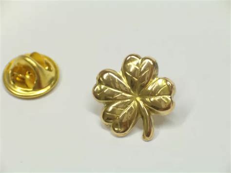 BROCHE DE VESTE Pins Trèfle Porte Bonheur en or Jaune 750 18 KT