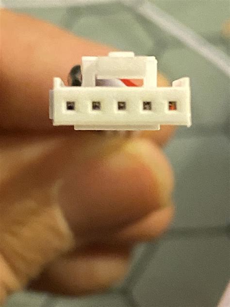 Identification Help Identifying 4 Pin 2 5 Mm Pitch Wire To Board Connector With Latch