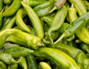 Anaheim Pepper Guide: Heat, Flavor, Pairings, And More