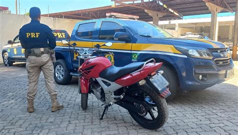 Em Cuiab Mt Prf Recupera Motocicleta Roubada Pol Cia Rodovi Ria Federal