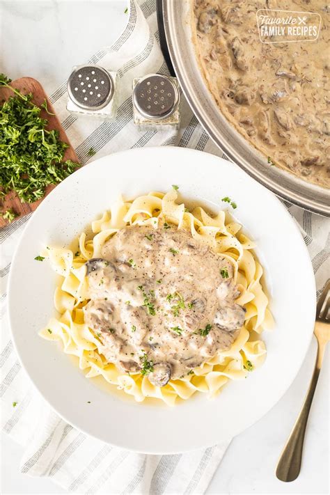 Easy Beef Stroganoff Recipe