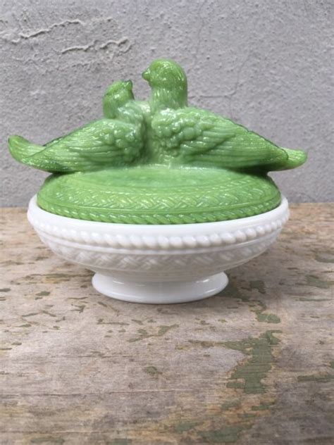 Fabulous Love Birds On Nest Candy Dish Westmoreland Glass Green Slag Milk Base Ebay