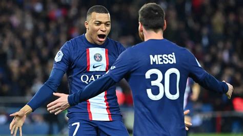 Kylian Mbappé Défend Lionel Messi Contre Le Manque De Respect En France