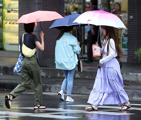 又有颱風？吳德榮：菲律賓東方海面熱帶擾動醞釀中 好房網news