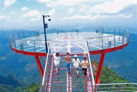 Eye Of The Sky Zhangjiajie Qixing Mountain