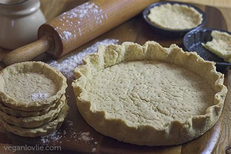 Oil-based Vegan Shortcrust Pastry Recipe (No Butter/Margarine)