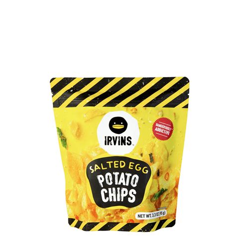 IRVINS Salted Egg Potato Chips (95g)