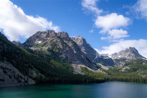 Hiking The Rainbow Lake Trail Via East Rosebud In Montanas Beartooth