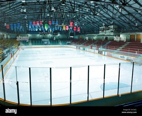 Empty ice rink colourful hi-res stock photography and images - Alamy