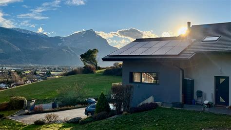 16 panneaux photovoltaïques à Thyez en Haute Savoie Energies Services