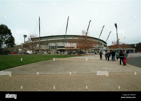 Canberra stadium hi-res stock photography and images - Alamy