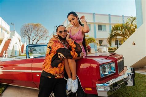 Becky G Y El Alfa Lanzan El Tema Del Verano Fulanito Flow Genero Urbano