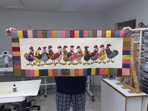 Hen Party One Of My Favorite Table Runners Chicken Quilt