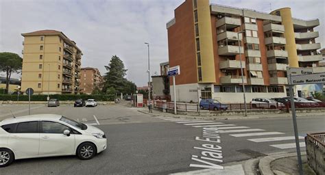 Cade Dal Balcone Muore Frosinone Web