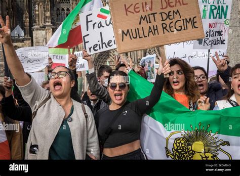 Demonstration Und Kundgebung In Solidarit T Mit Protestierenden Frauen