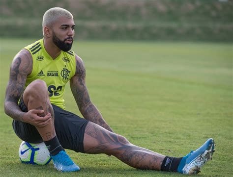 Jogador Gabigol Fotos Nu E Pelado Homem Nu