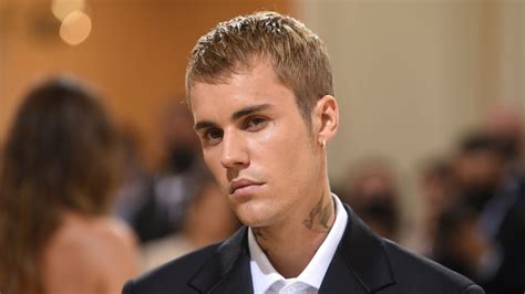 Justin Bieber spricht über Gesichtslähmung