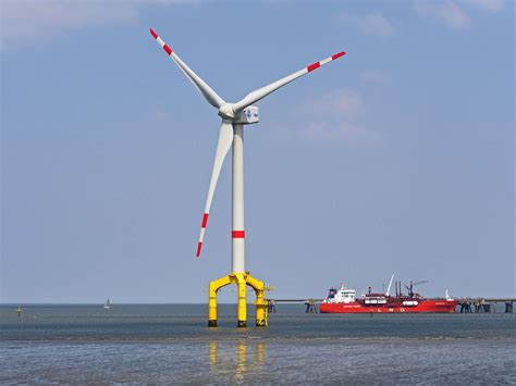 Masdar And Iberdrola Secure 1 7bn Offshore Wind Project In The German